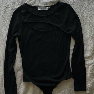 Astr The Label Black Long Sleeve Asymmetrical Ribbed Cutout Bodysuit Top Medium